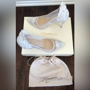 Vince Camuto lace heels